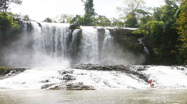 Chrey Thom Waterfall