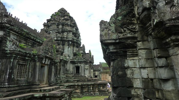 Banteay Samre Temple